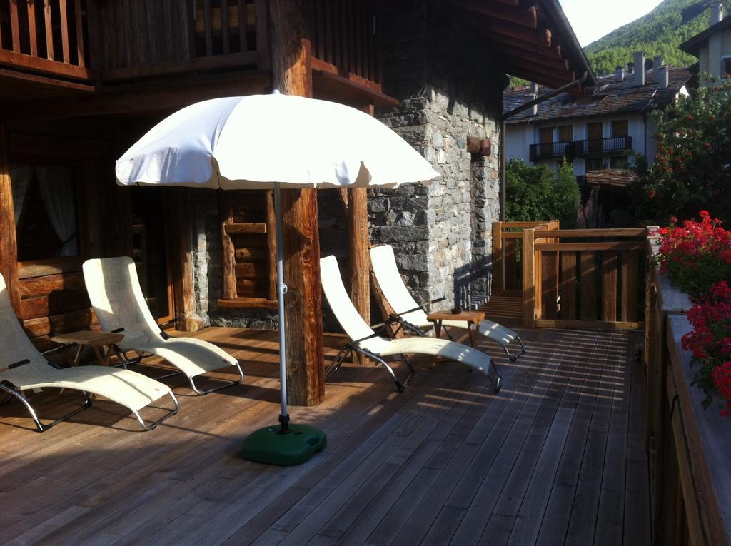 Les Trompeurs Chez Odette Bed and Breakfast Cogne Δωμάτιο φωτογραφία