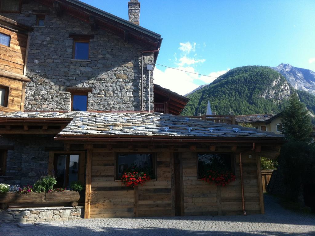 Les Trompeurs Chez Odette Bed and Breakfast Cogne Εξωτερικό φωτογραφία