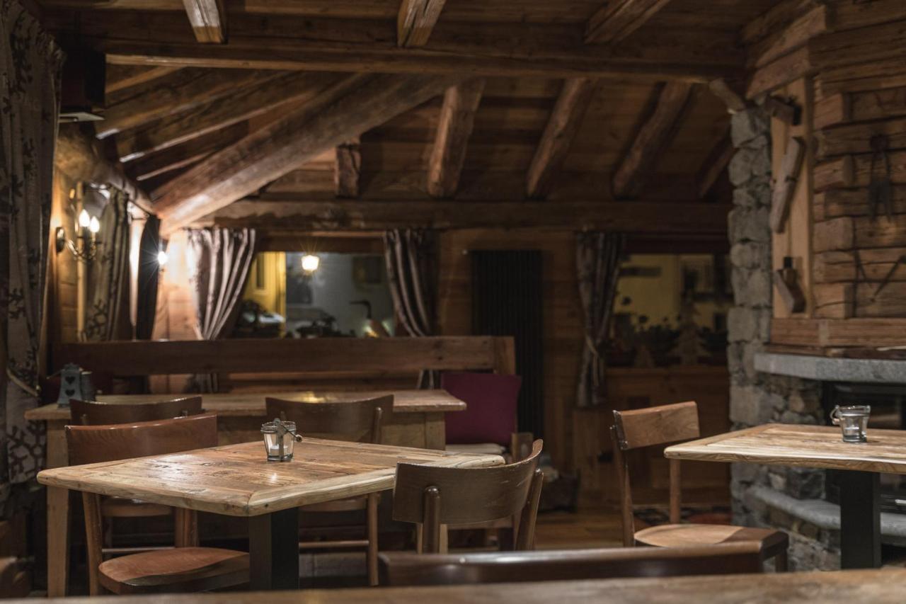 Les Trompeurs Chez Odette Bed and Breakfast Cogne Εξωτερικό φωτογραφία